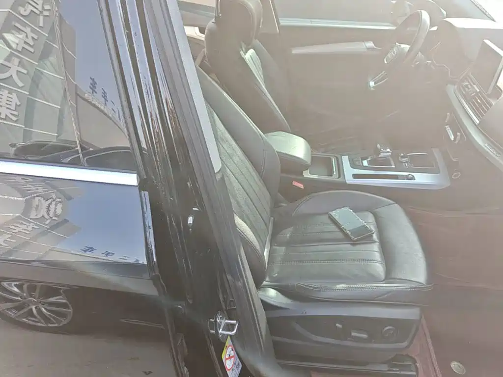 Audi Q5L — миниатюра 25