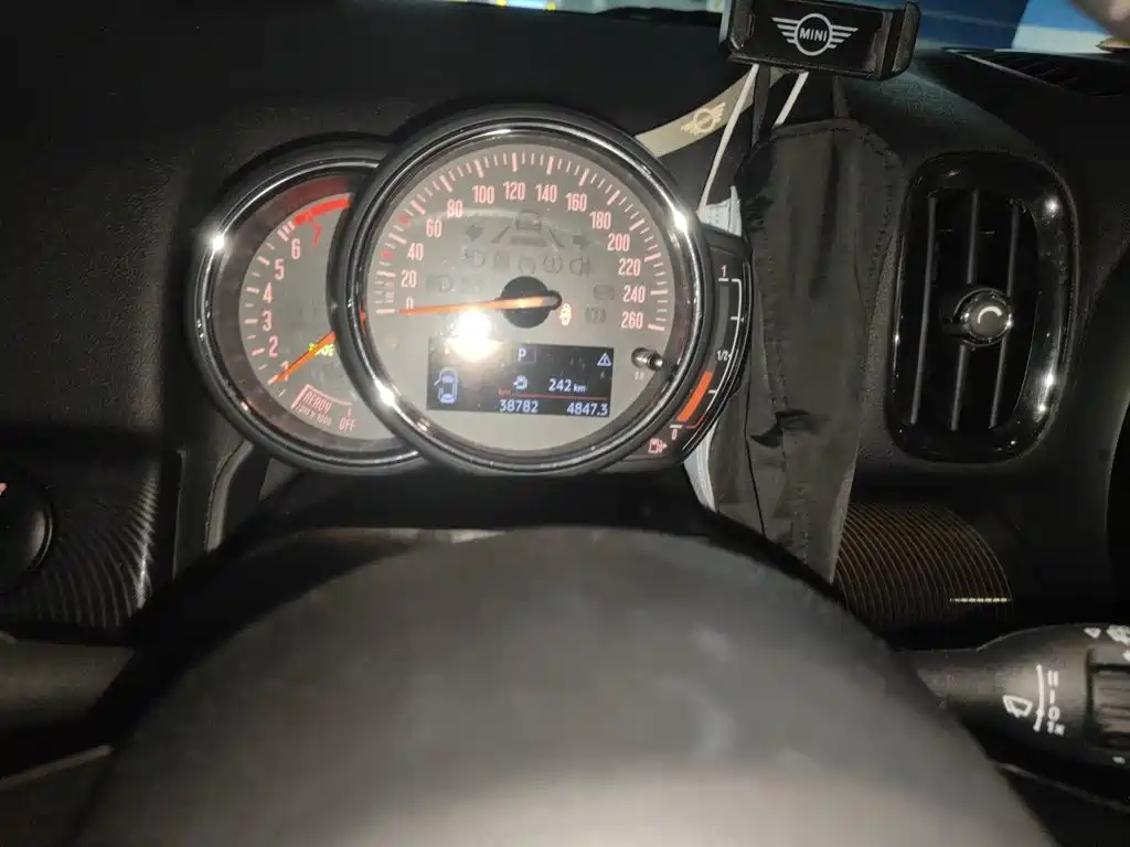 MINI Mini Countryman — миниатюра 7