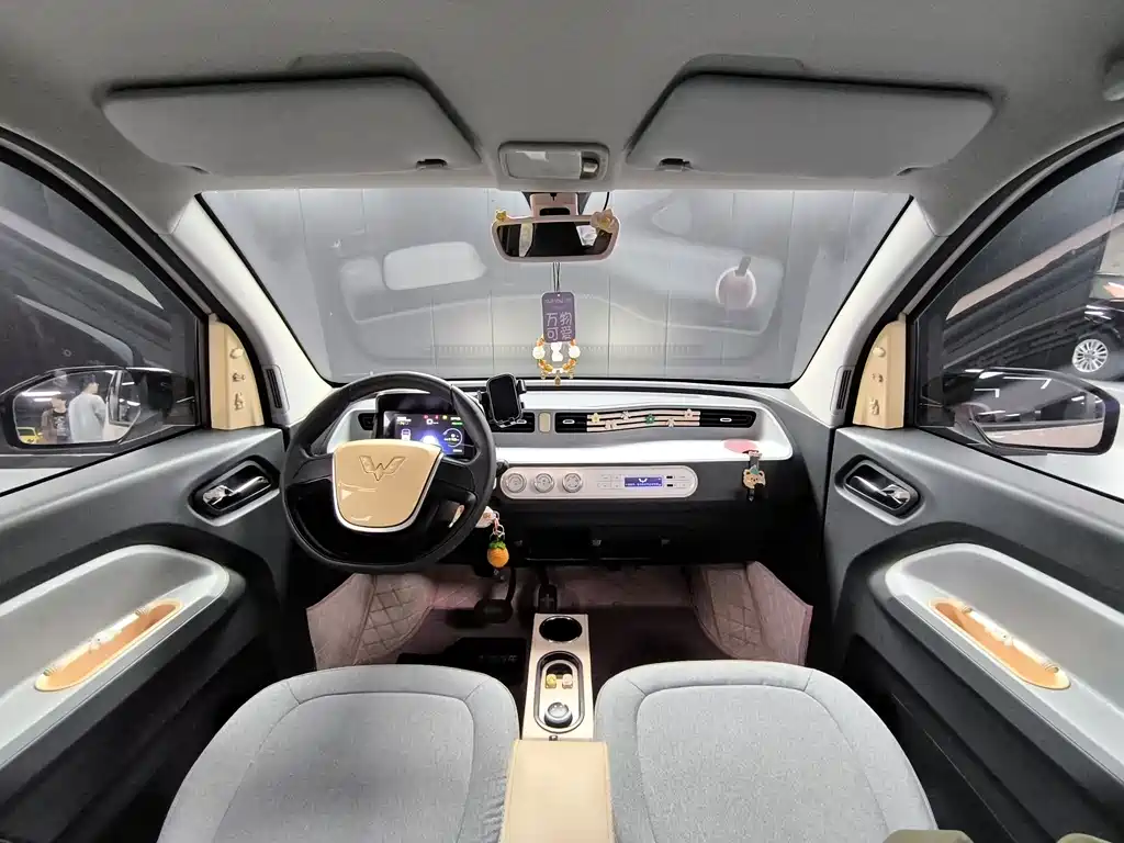 Wuling MINIEV — миниатюра 9