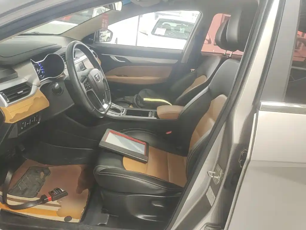 Geely Vision S1 — миниатюра 15