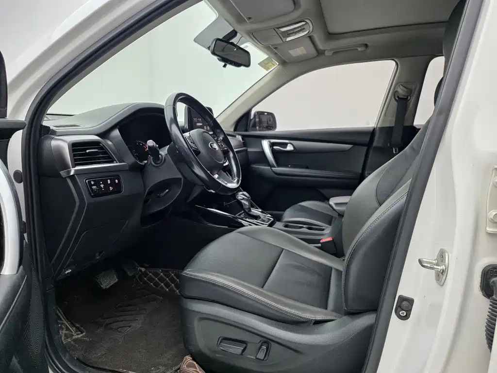Kia Sportage — миниатюра 8