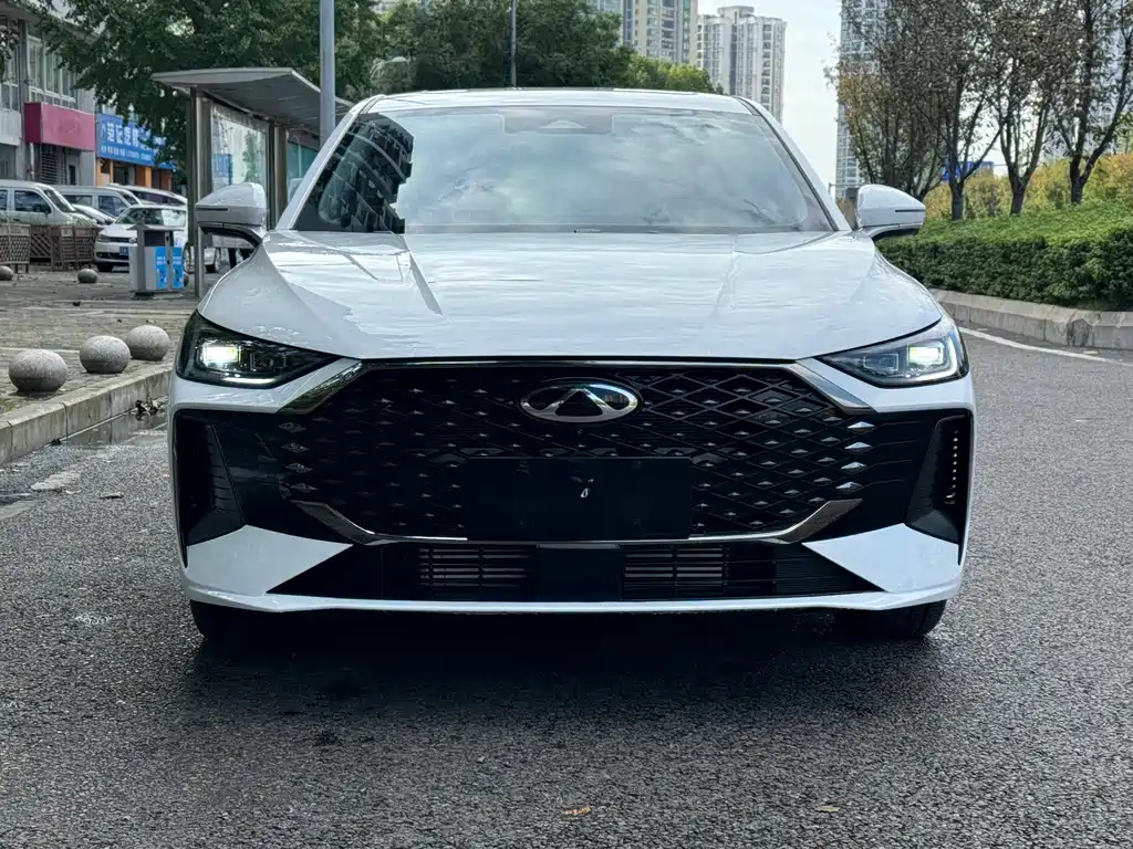 Chery Arrizo 8 PRO — миниатюра 2