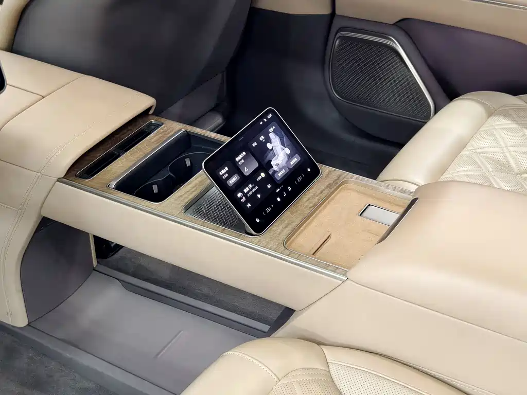 NIO ET9 2025 102kWh