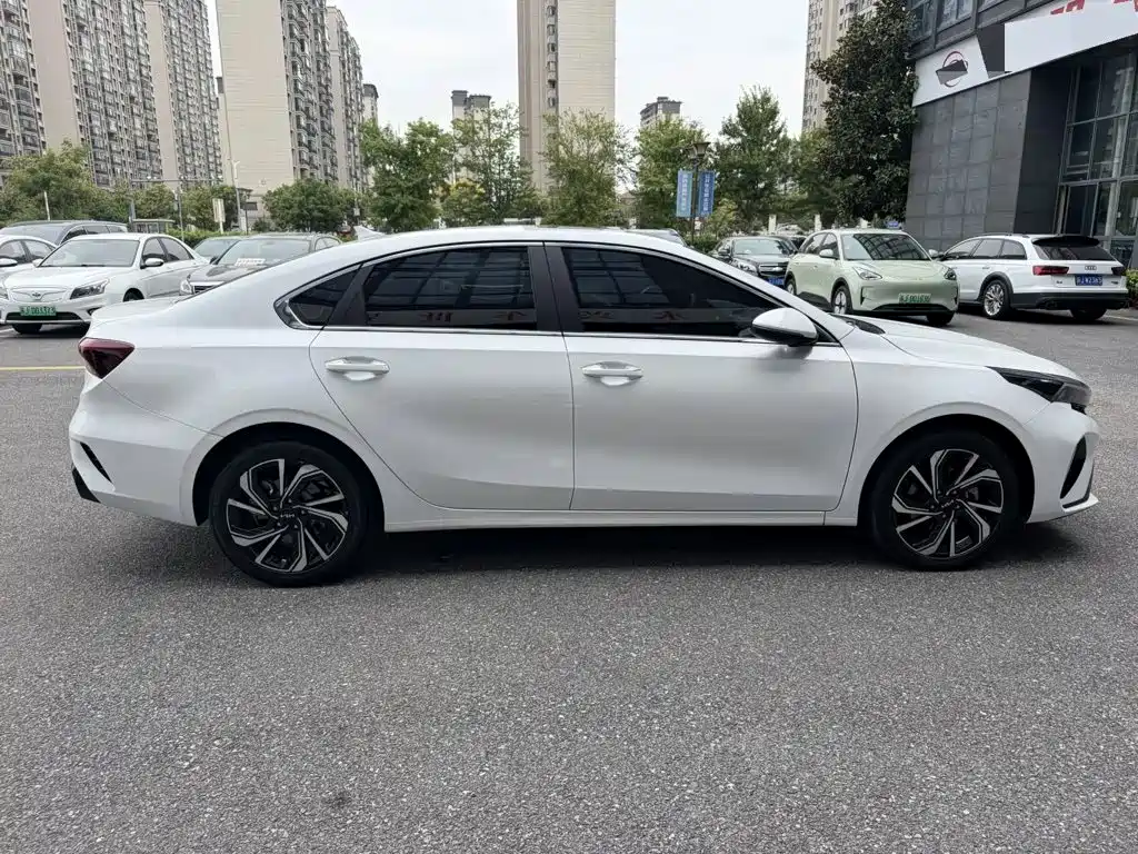 Kia K3 — миниатюра 7