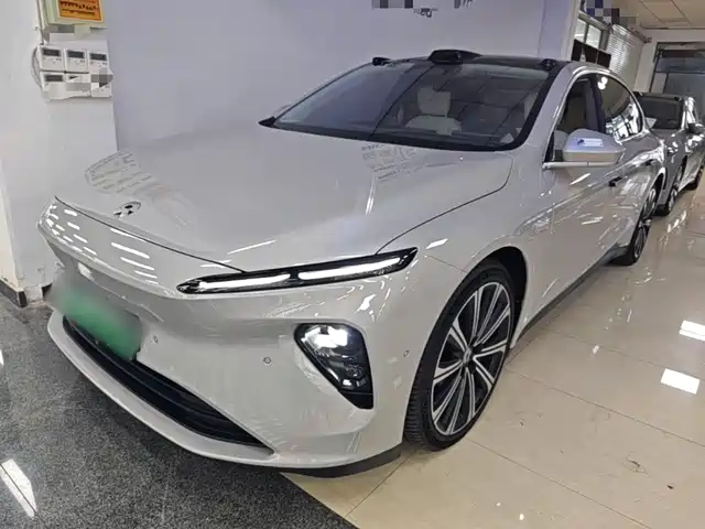 2025 Nio ET7