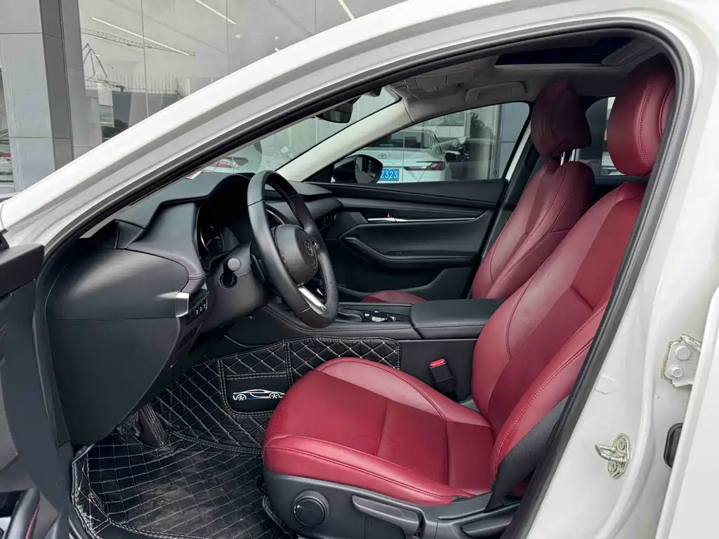 Mazda 3 Axela — миниатюра 4