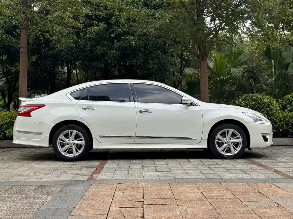 Nissan Teana — миниатюра 5