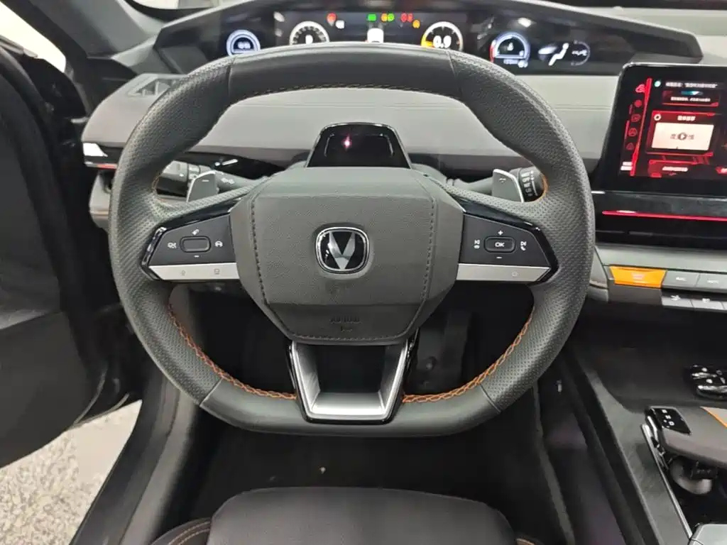 Changan UNI-V — миниатюра 11