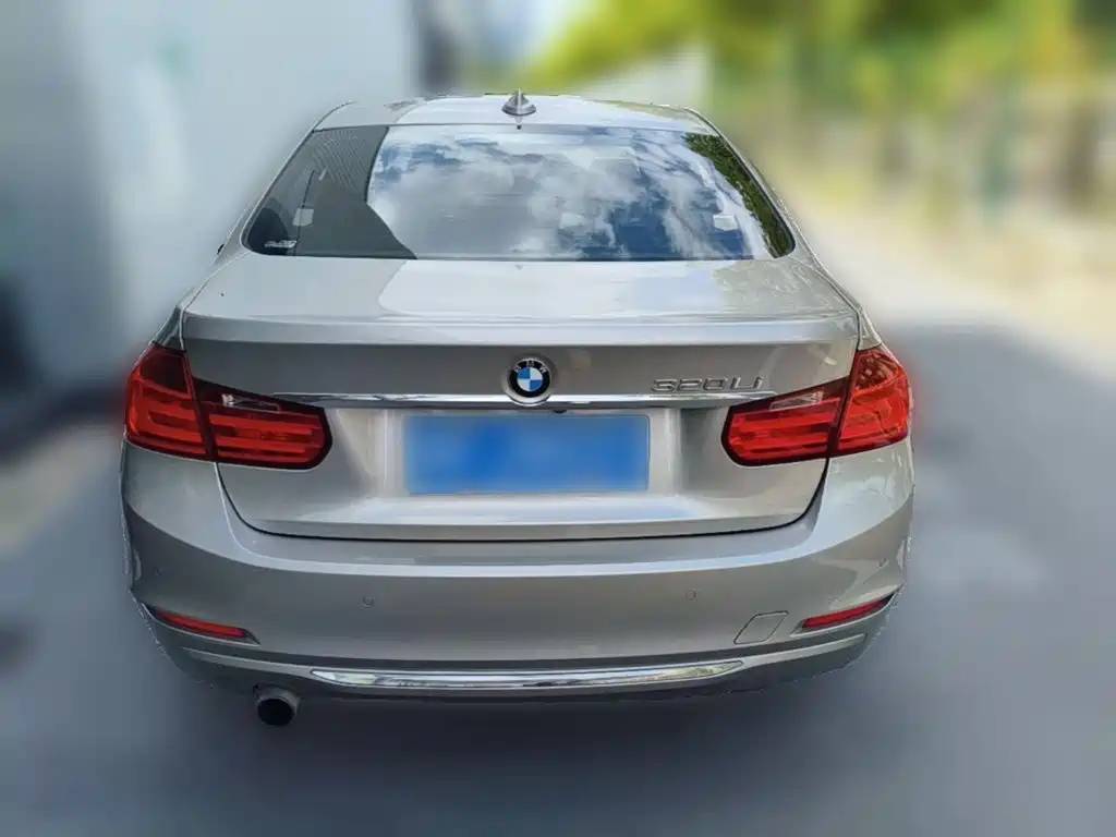 BMW 3 Series — миниатюра 8