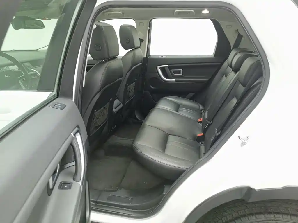 Land Rover Discovery Sport — миниатюра 15