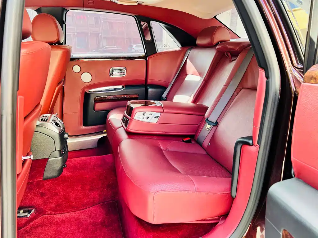 Rolls-Royce Ghost 2010 6.6T Standard