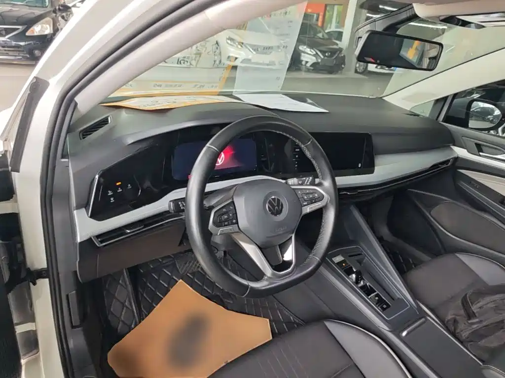 Volkswagen Golf — миниатюра 10