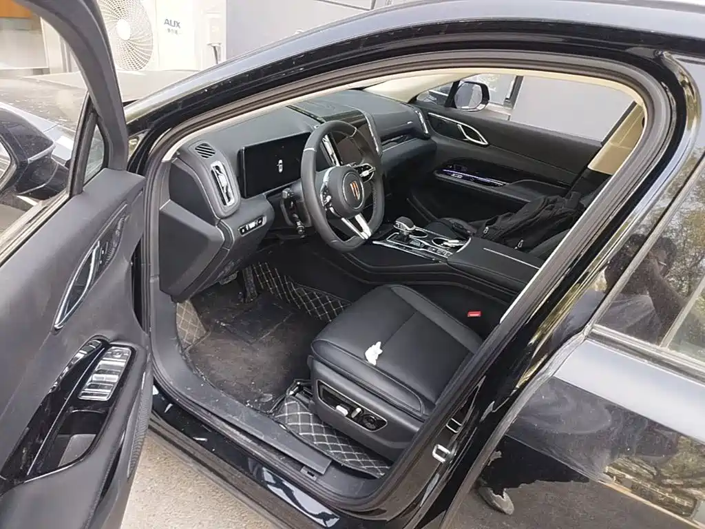 Hongqi Hongqi HS3 PHEV — миниатюра 16