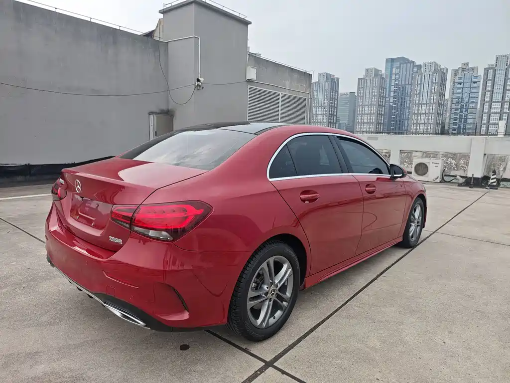 MERCEDES-BENZ A CLASS