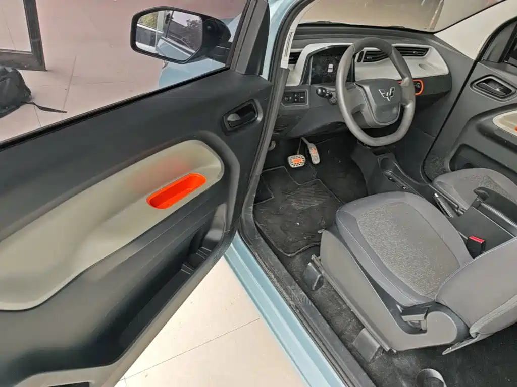 Wuling MINIEV — миниатюра 16