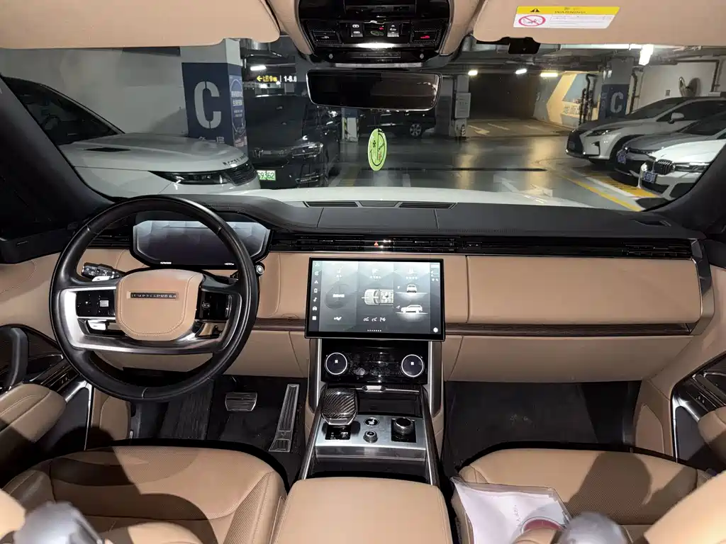 Land Rover Range Rover — миниатюра 7