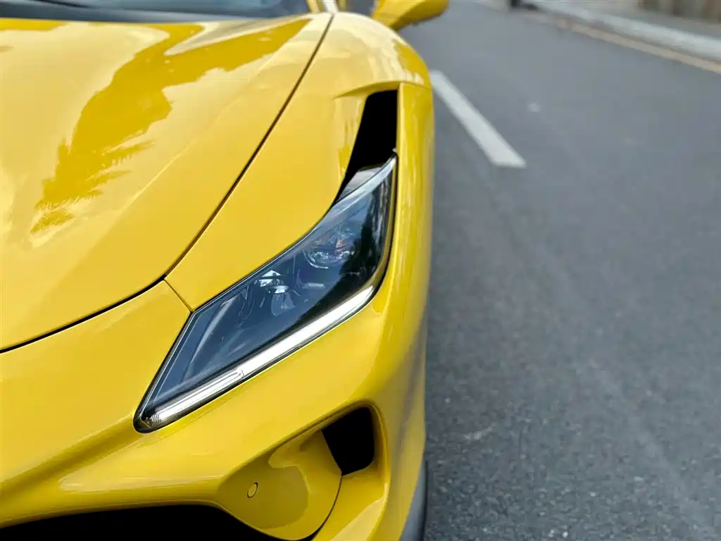 Ferrari F8 2020 Spider 3.9T V8