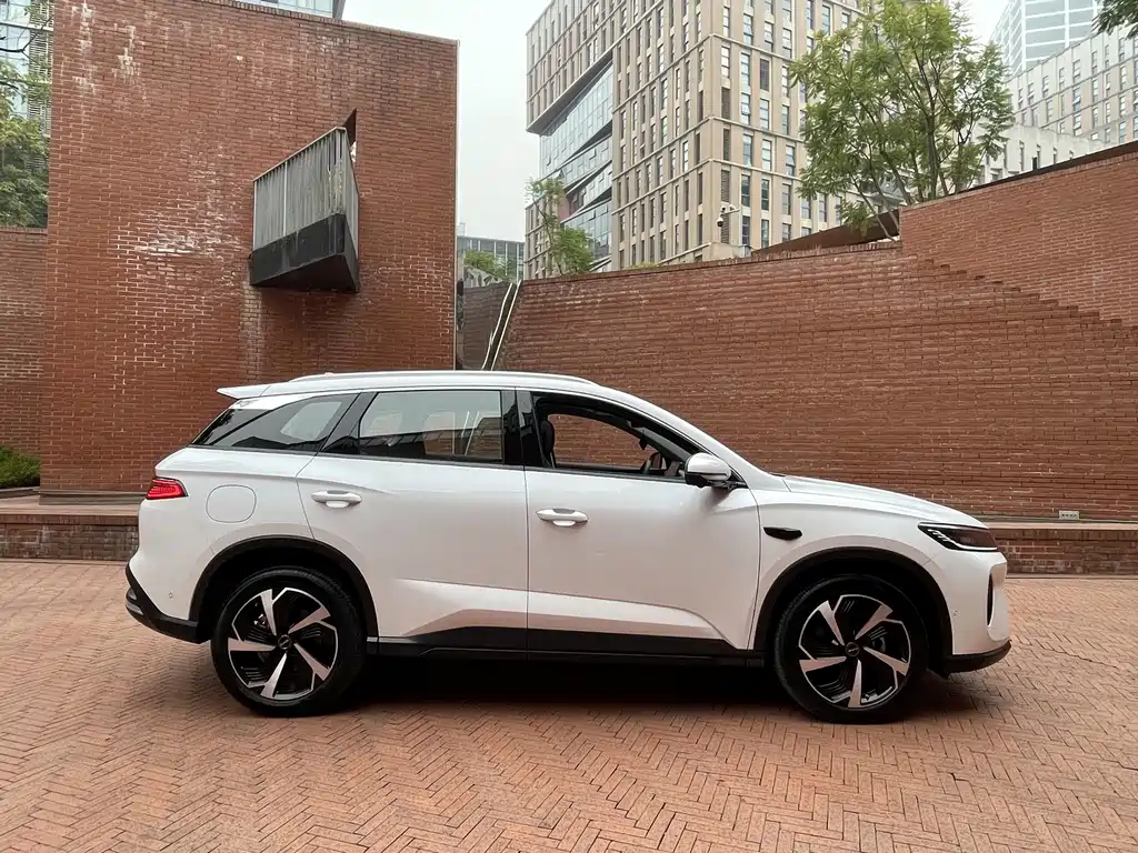 BYD SEA LION 05 DM I