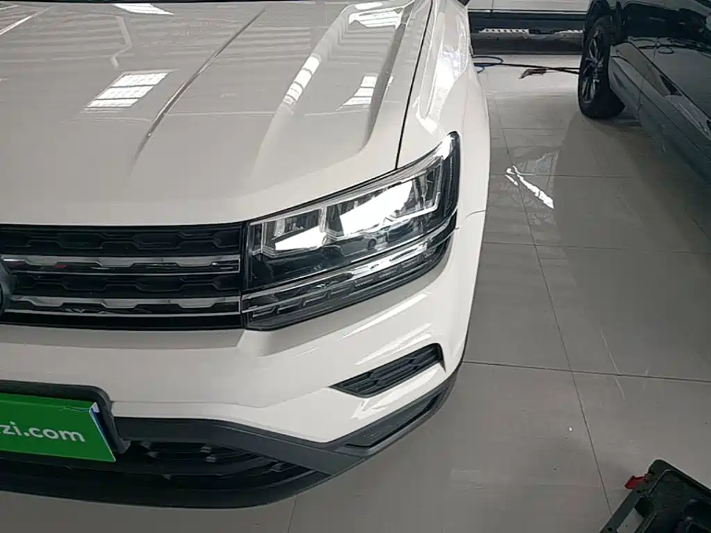 Volkswagen Tharu — миниатюра 24