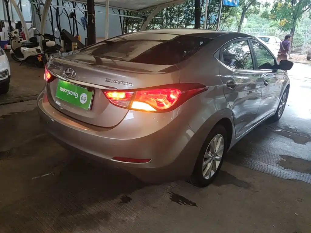 Hyundai Elantra Langdong — миниатюра 7
