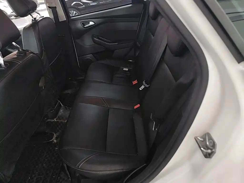 Ford Focus — миниатюра 22