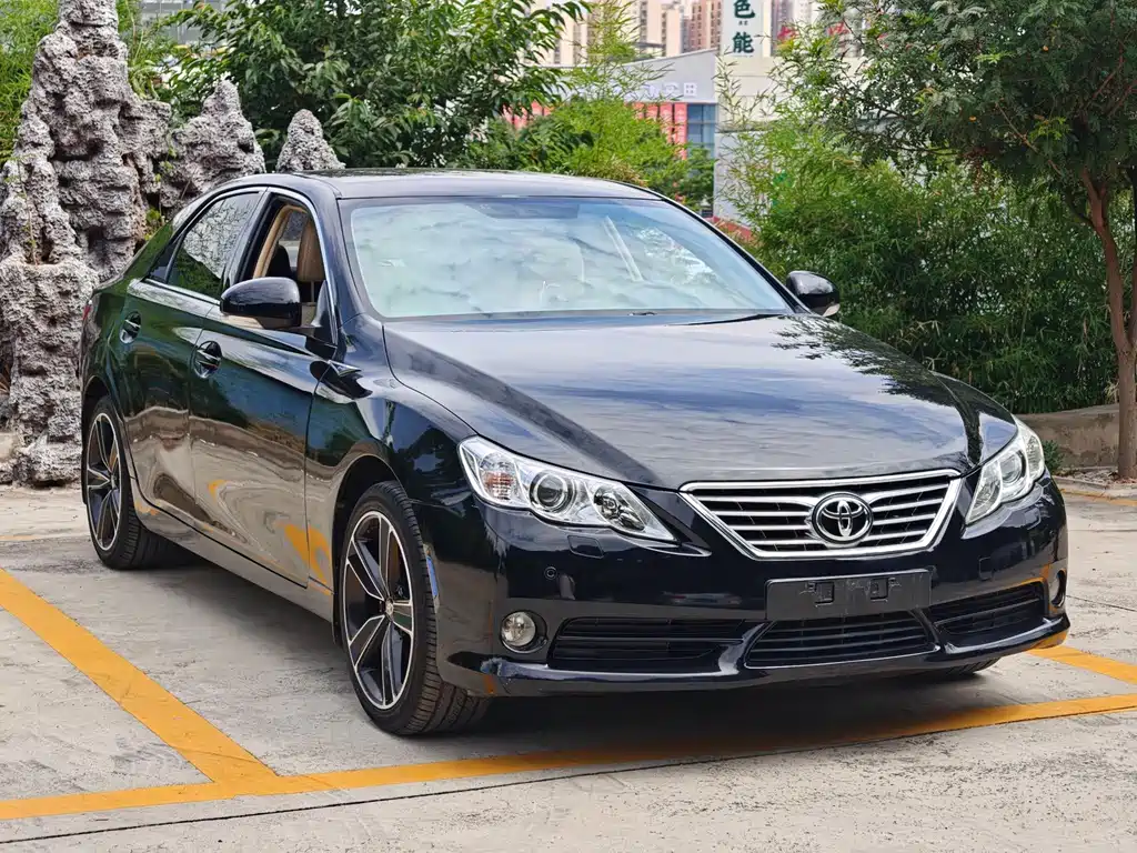 Toyota Reiz — миниатюра 3