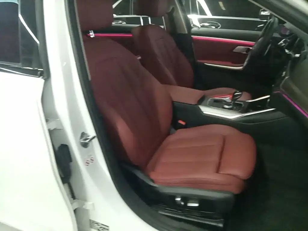 BMW 3 Series — миниатюра 25