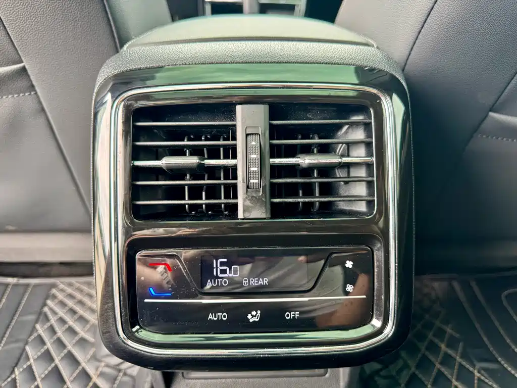Volkswagen Passat — миниатюра 13