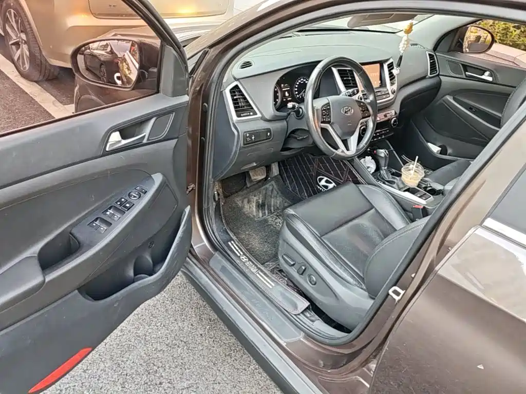 Hyundai Tucson — миниатюра 16