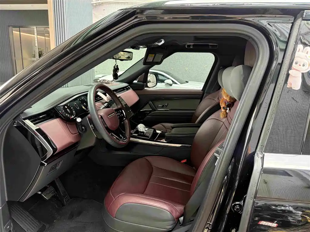Land Rover Range Rover Sport 2025 400PS Dynamic HSE
