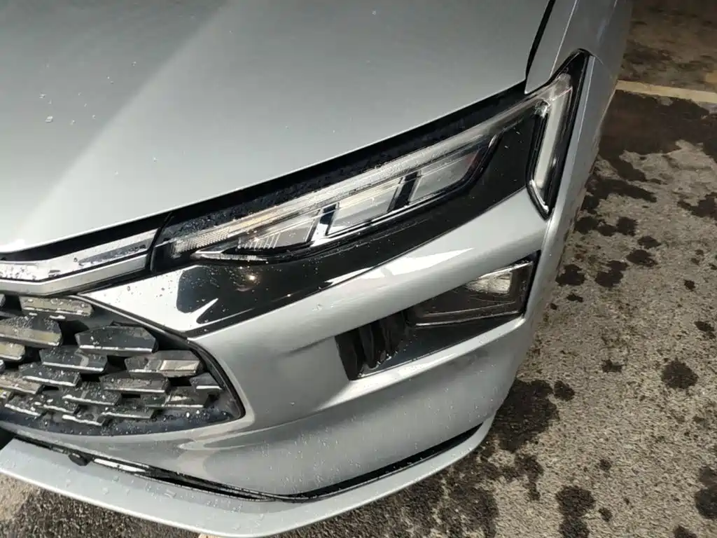 Ford Mondeo — миниатюра 24