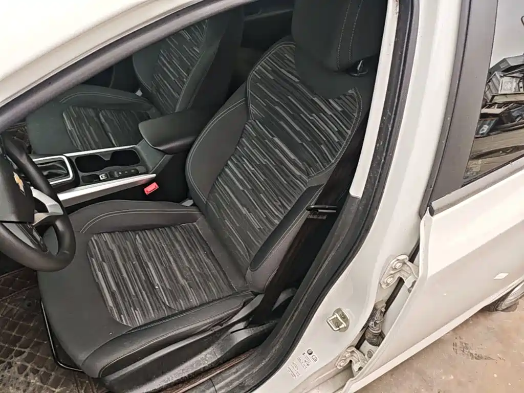 Chevrolet Monza — миниатюра 15