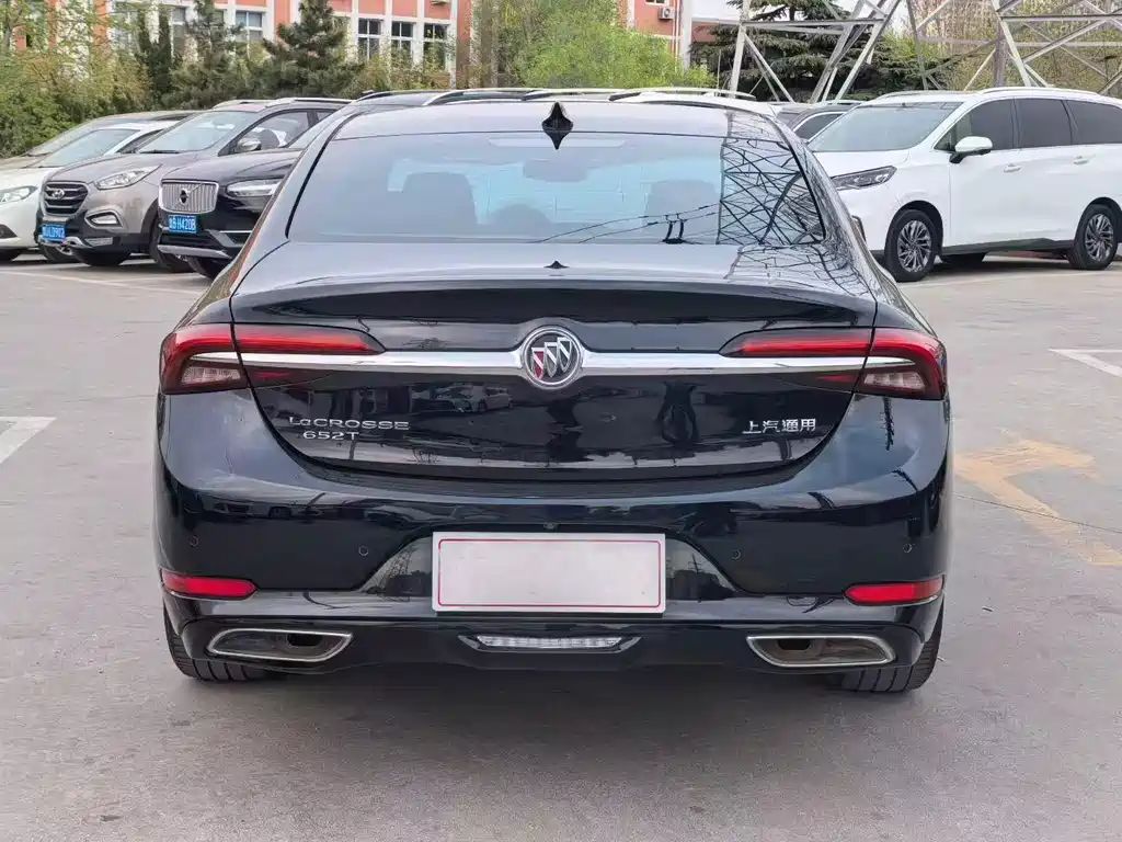 Buick LaCrosse — миниатюра 8