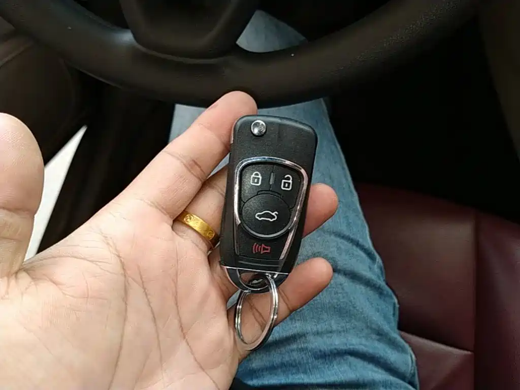 Buick Verano — миниатюра 9