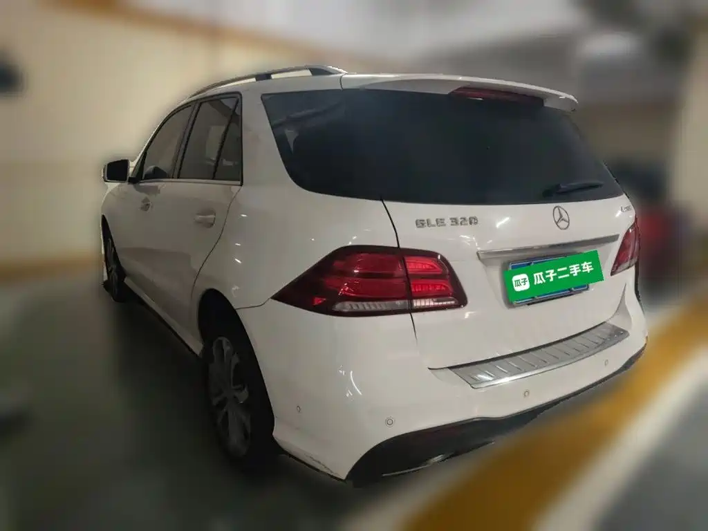 Mercedes-Benz GLE (Import) — миниатюра 4