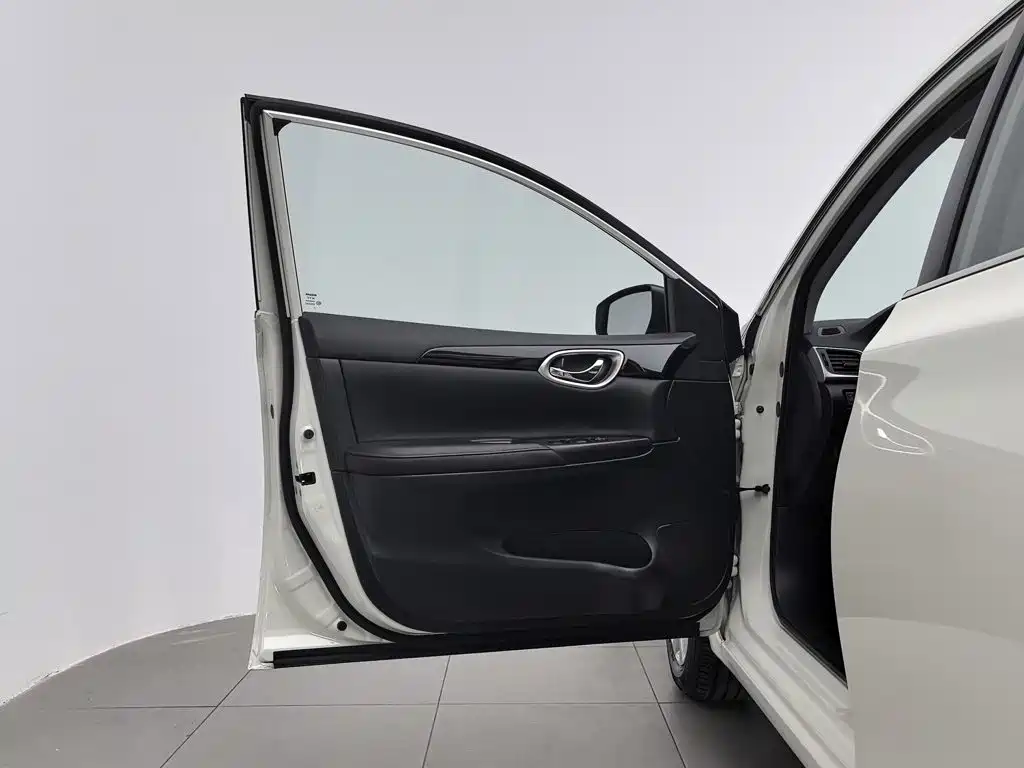 Nissan Sylphy — миниатюра 8