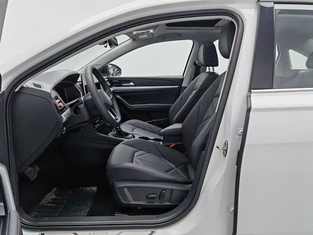 Volkswagen Lavida — миниатюра 10