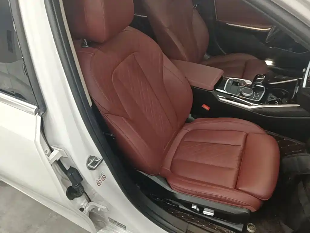 BMW 3 Series — миниатюра 25