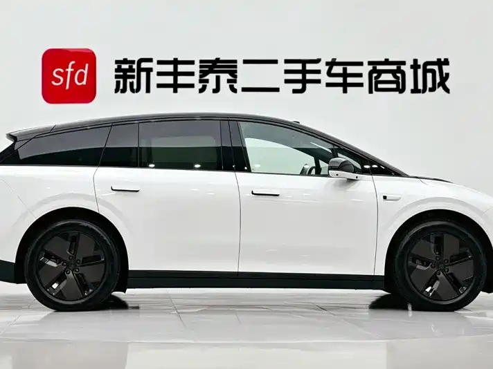Li Auto i6 2025 Standard