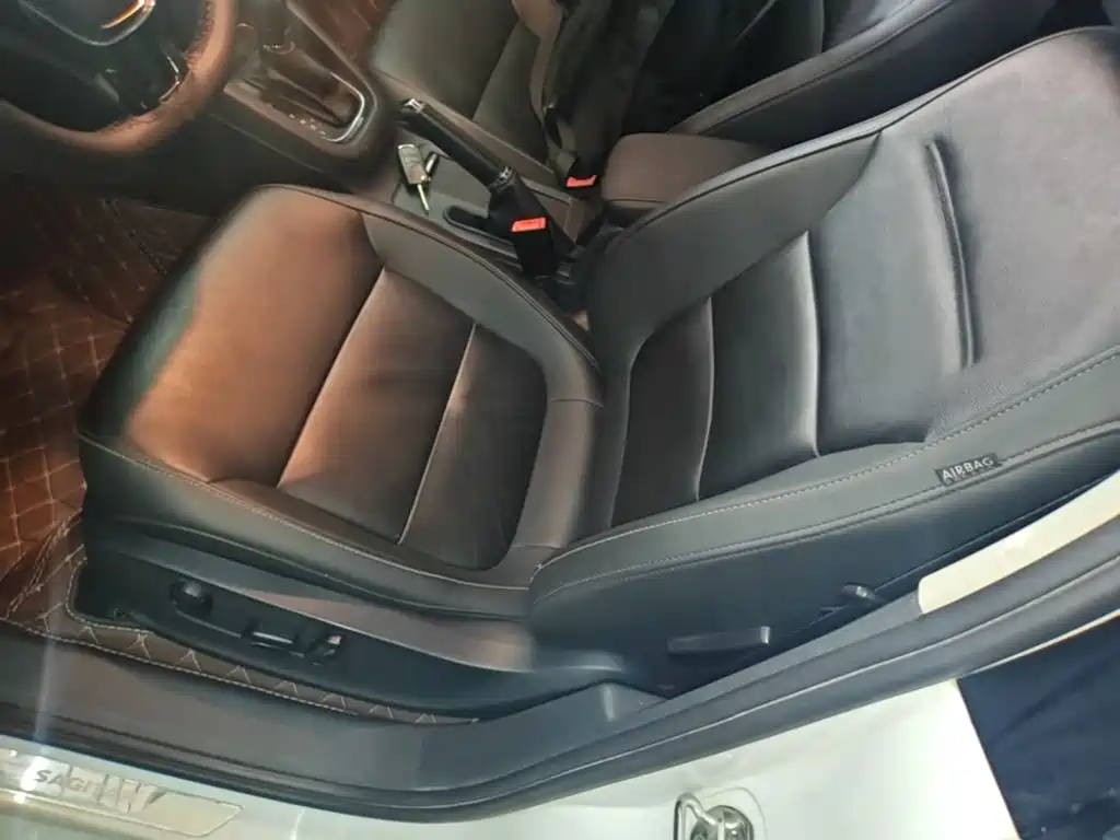 Volkswagen Sagitar — миниатюра 15
