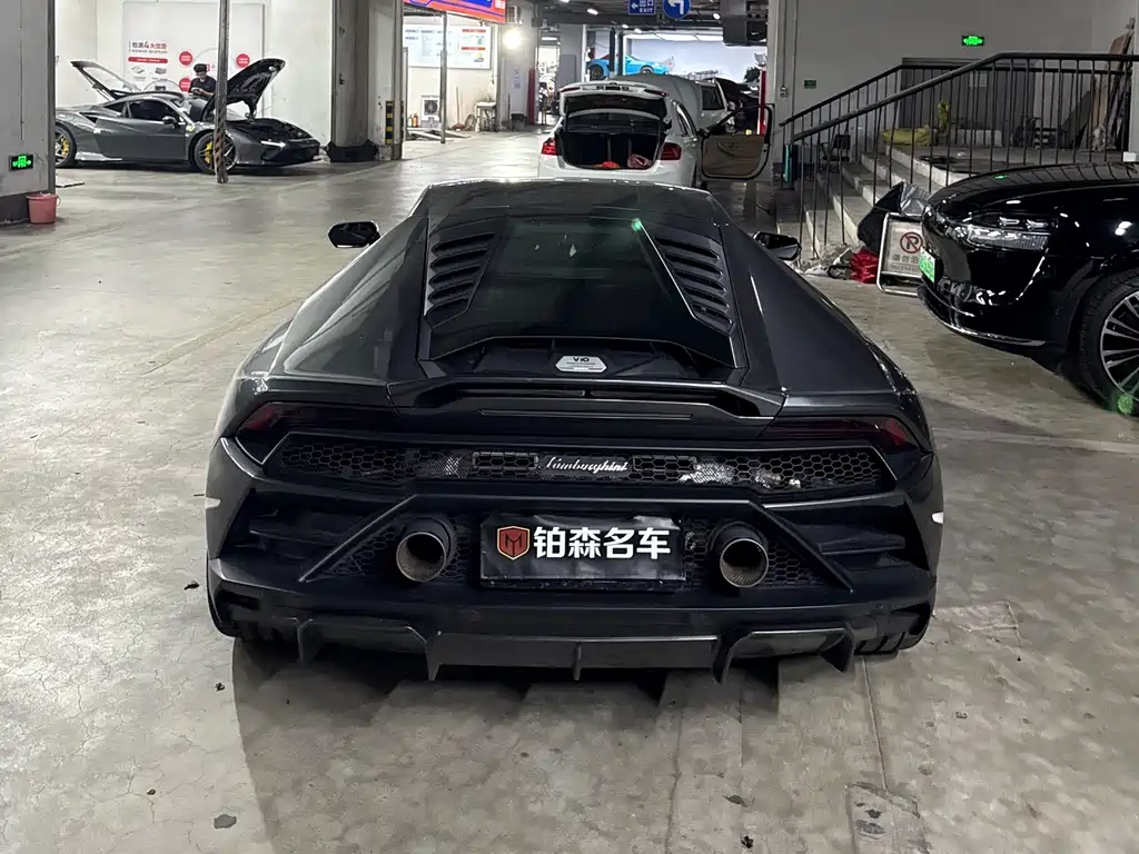 Lamborghini Huracán — миниатюра 4