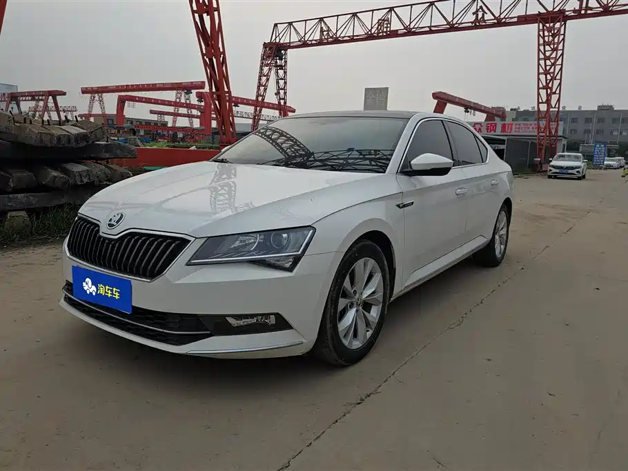Skoda Superb 2018 TSI330 DSG Comfort V