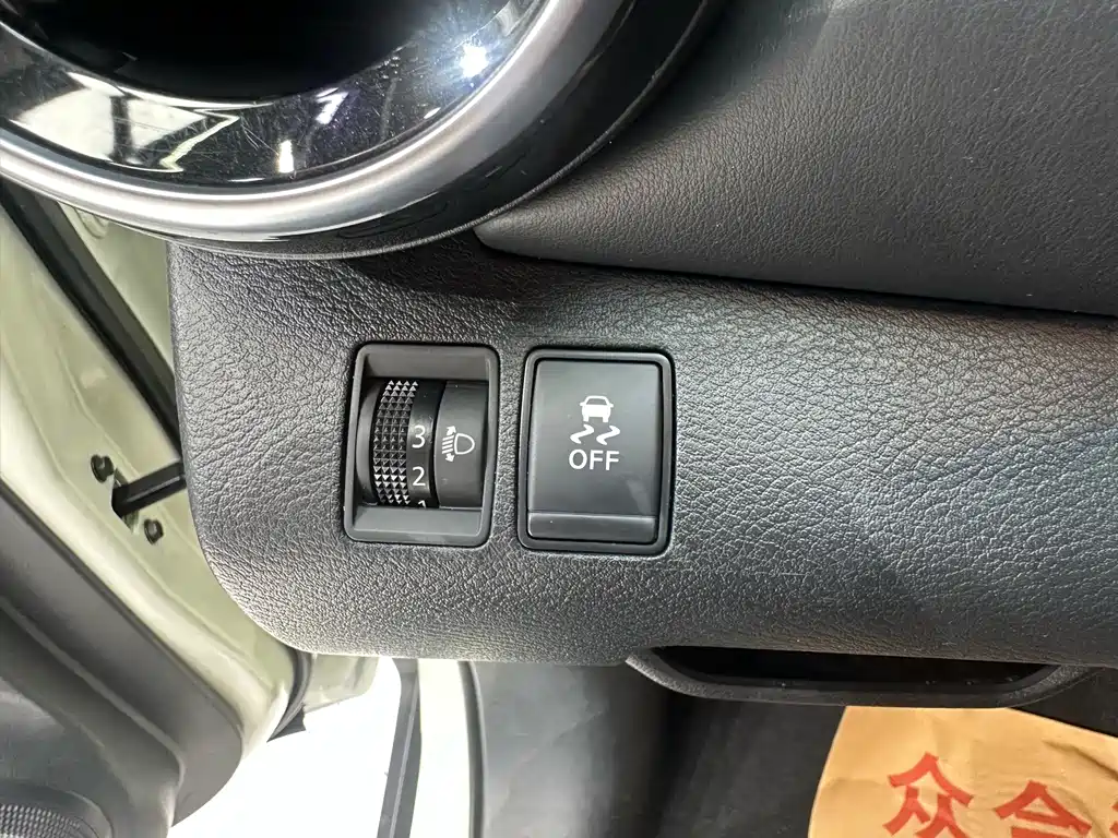 Nissan Kicks — миниатюра 6