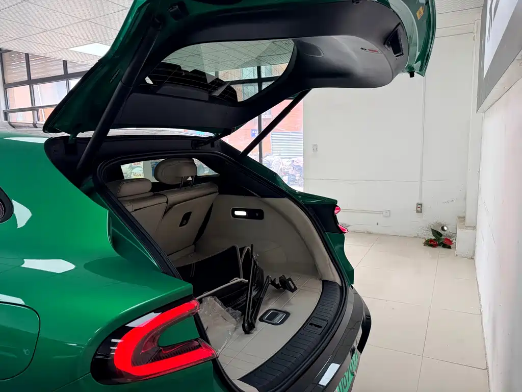 XIAOMI CAR XIAOMI YU7