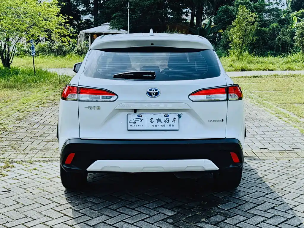 Toyota Corolla Cross — миниатюра 5