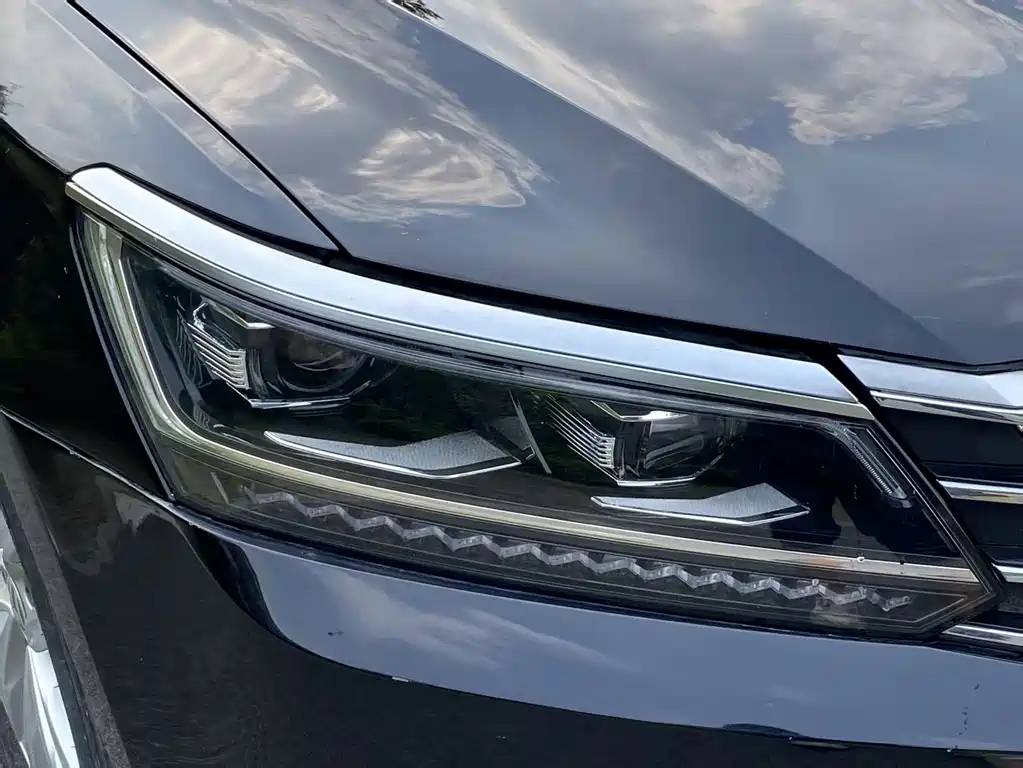 Volkswagen Passat — миниатюра 14