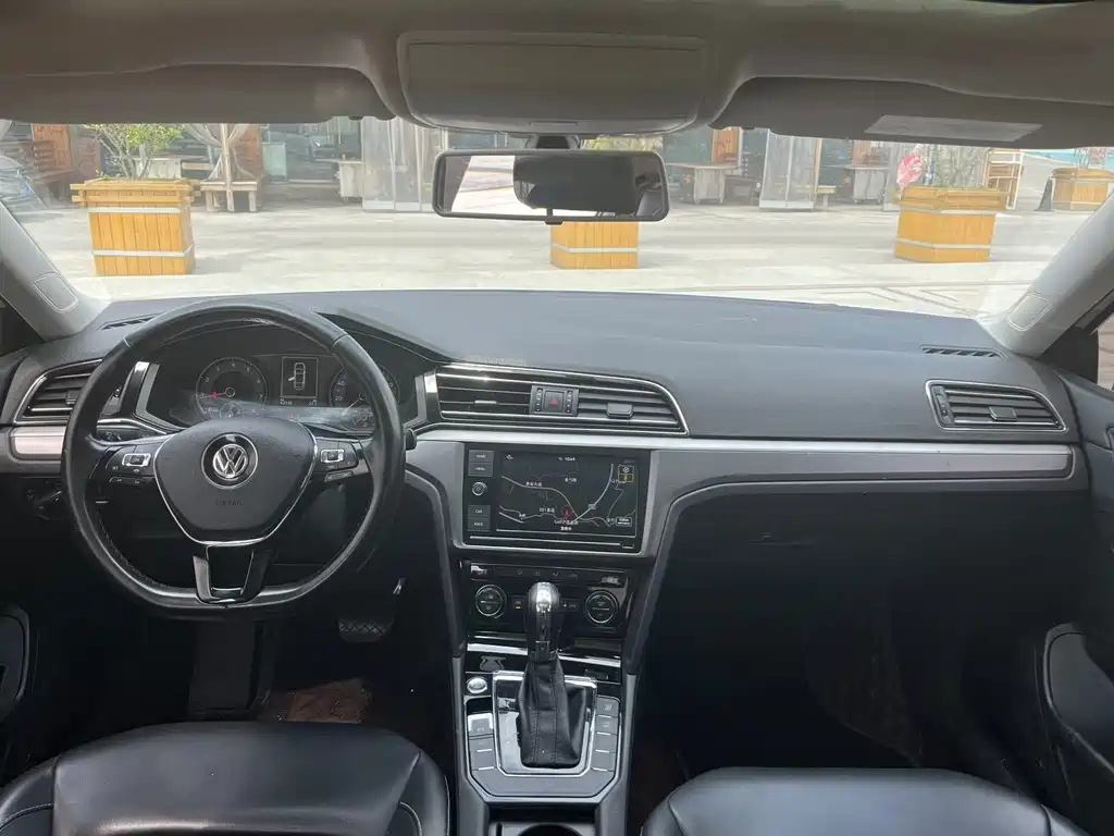 Volkswagen Lamando — миниатюра 8