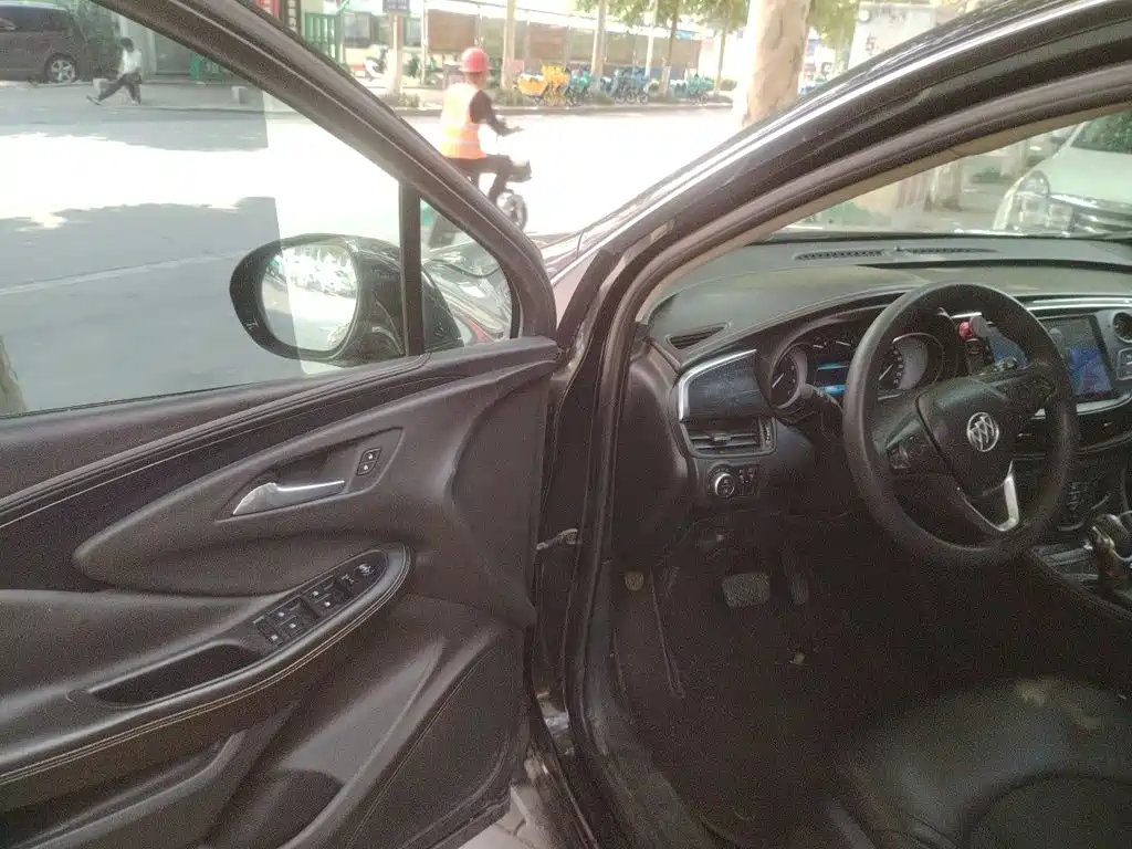 Buick Envision Plus — миниатюра 14