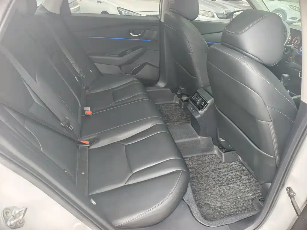 Honda Accord — миниатюра 14
