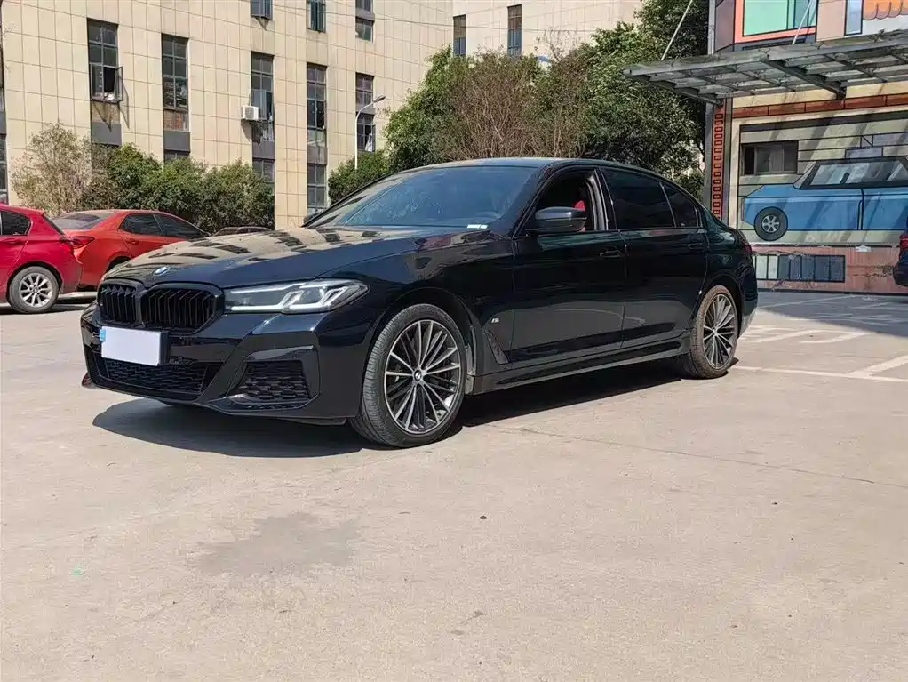 Купить BMW 5 Series